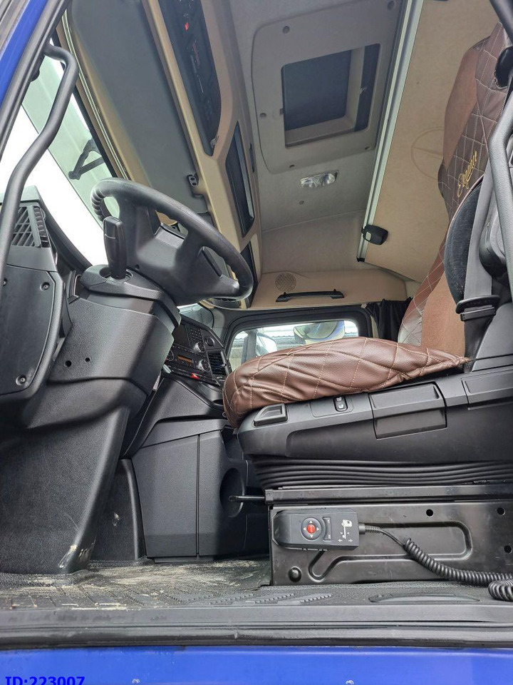 Sattelzugmaschine MERCEDES-BENZ Actros 1843 Euro6: das Bild 9