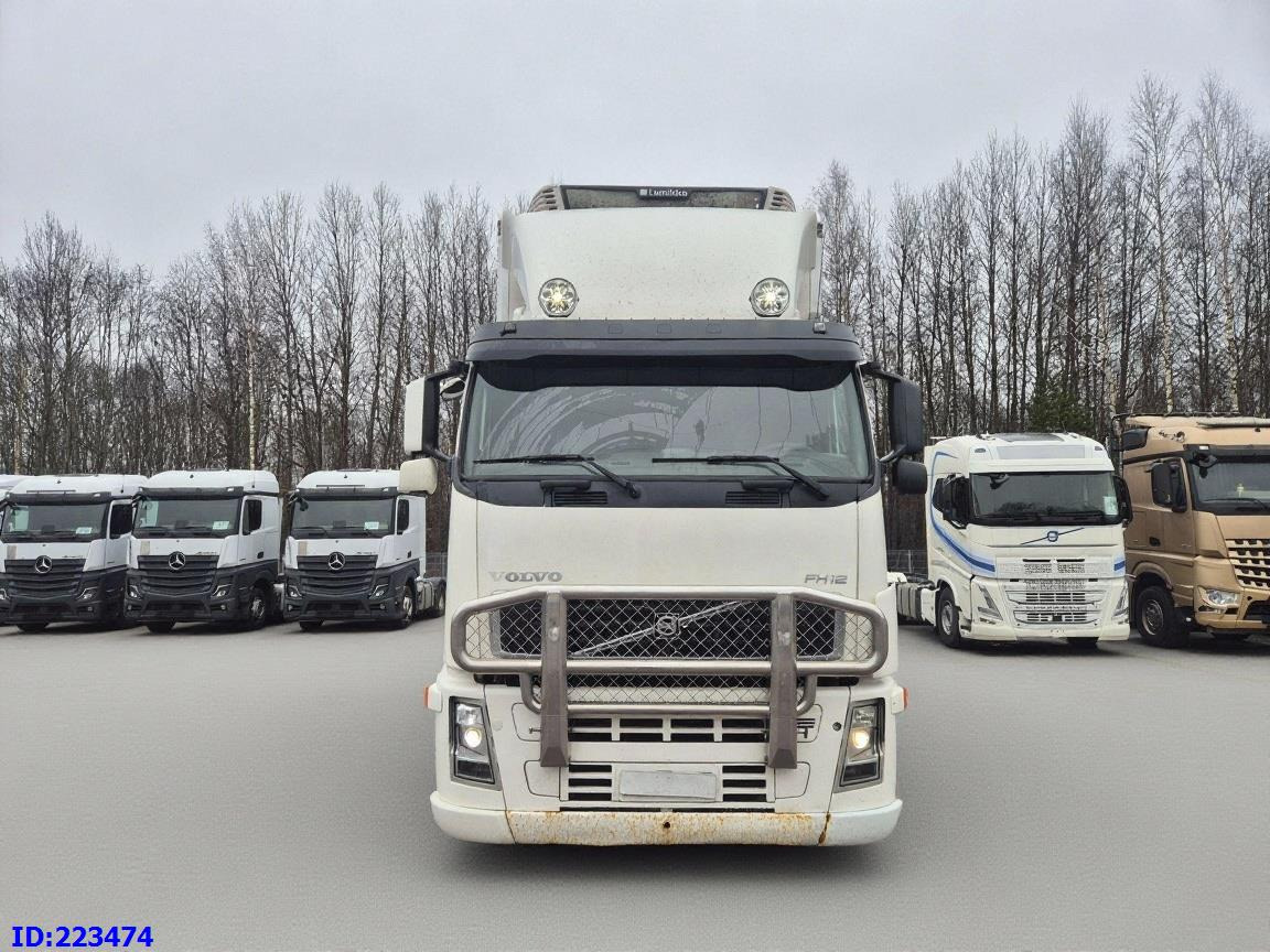 VOLVO FH12 460HP 8x2 Manual - Kühlkoffer LKW: das Bild 2 VOLVO FH12 460HP 8x2 Manual - Kühlkoffer LKW: das Bild 2