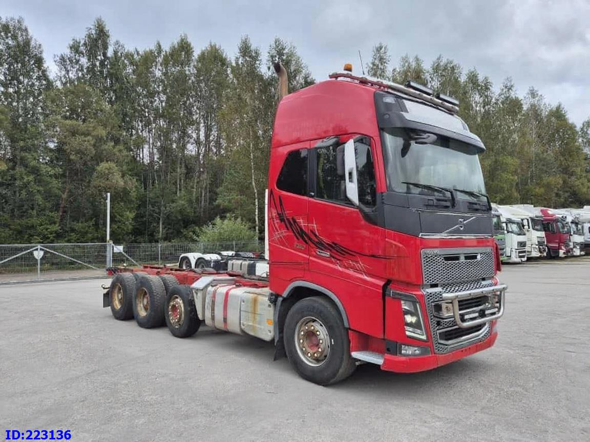 VOLVO FH16 750HP - 8x4 -Big Axles - Fahrgestell LKW: das Bild 1 VOLVO FH16 750HP - 8x4 -Big Axles - Fahrgestell LKW: das Bild 1