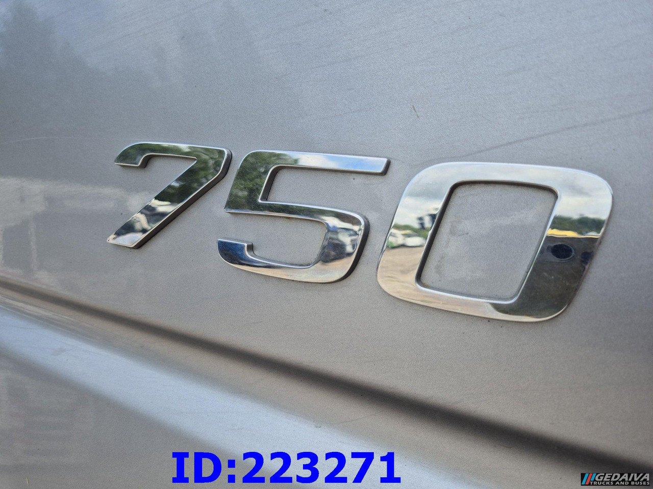 Holztransporter VOLVO FH16 750HP 8x4 (Steering axle / 2 axles lifting): das Bild 10