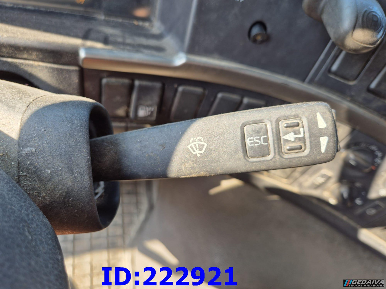 Koffer LKW VOLVO FM9 260HP: das Bild 12