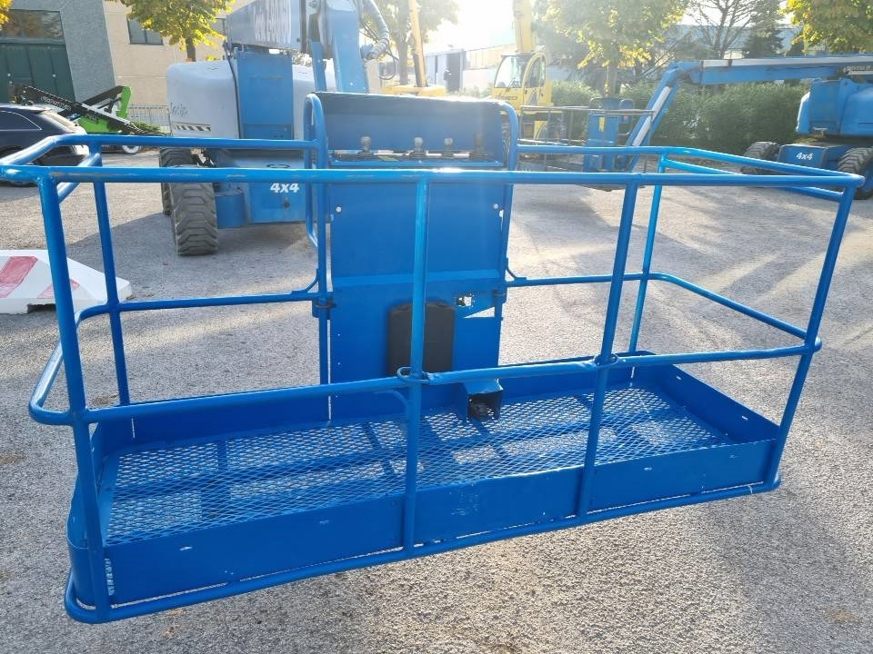 Genie Z 80/60 - Gelenkarmbühne: das Bild 4 Genie Z 80/60 - Gelenkarmbühne: das Bild 4