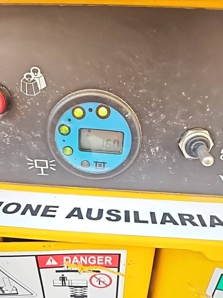 Haulotte Compact 10 N - Scherenbühne: das Bild 4 Haulotte Compact 10 N - Scherenbühne: das Bild 4