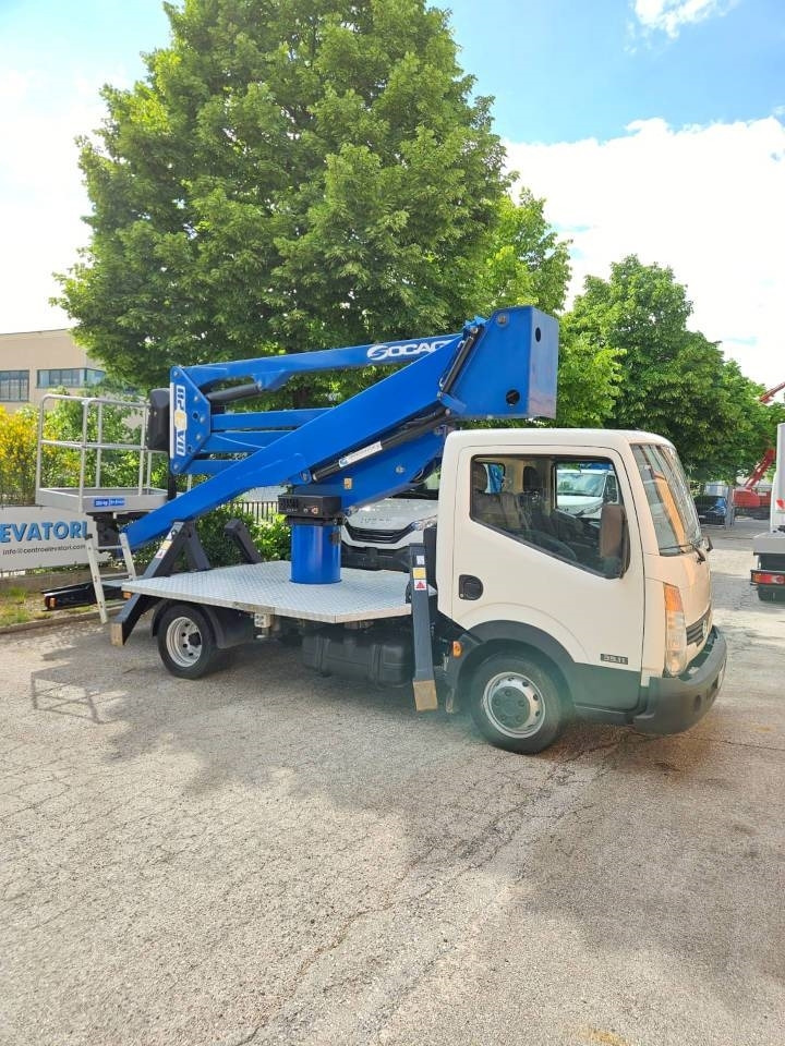 Socage DA 320 - LKW mit Arbeitsbühne: das Bild 3 Socage DA 320 - LKW mit Arbeitsbühne: das Bild 3