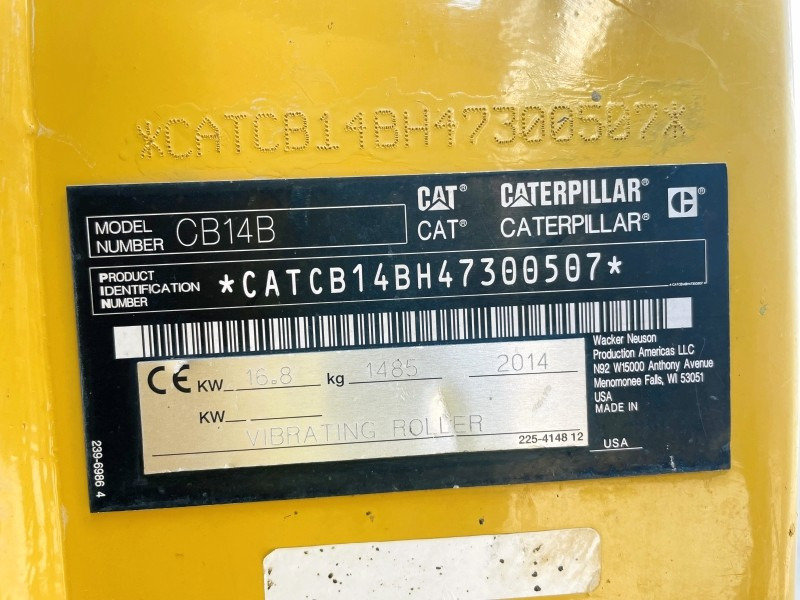 Caterpillar CB14B (3399) - Walzen: das Bild 3 Caterpillar CB14B (3399) - Walzen: das Bild 3