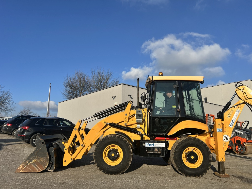 JCB 2 CX-S (111417) - Baggerlader: das Bild 2 JCB 2 CX-S (111417) - Baggerlader: das Bild 2