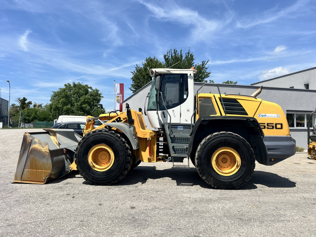 Liebherr L 550 (111617) - Radlader: das Bild 1 Liebherr L 550 (111617) - Radlader: das Bild 1