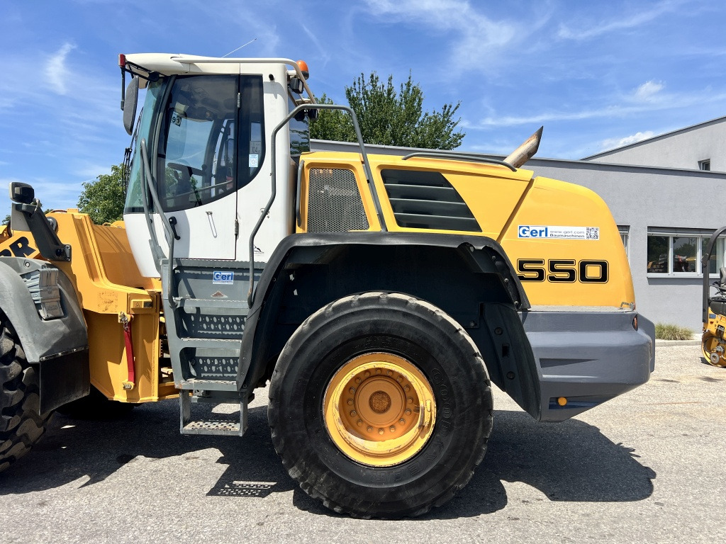Liebherr L 550 (111617) - Radlader: das Bild 2 Liebherr L 550 (111617) - Radlader: das Bild 2