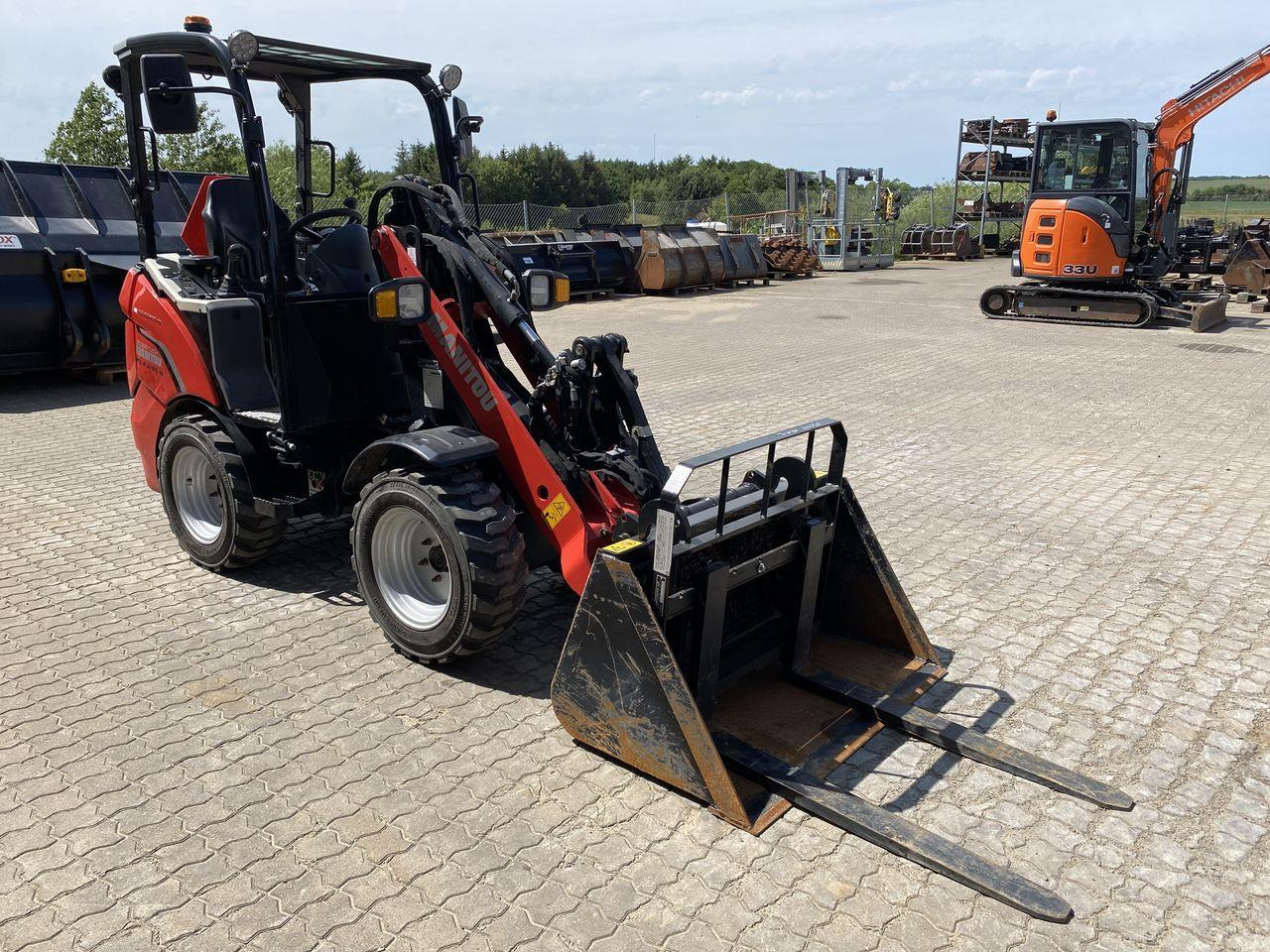 Manitou MLA 2-25H-4P - Hoflader: das Bild 5 Manitou MLA 2-25H-4P - Hoflader: das Bild 5