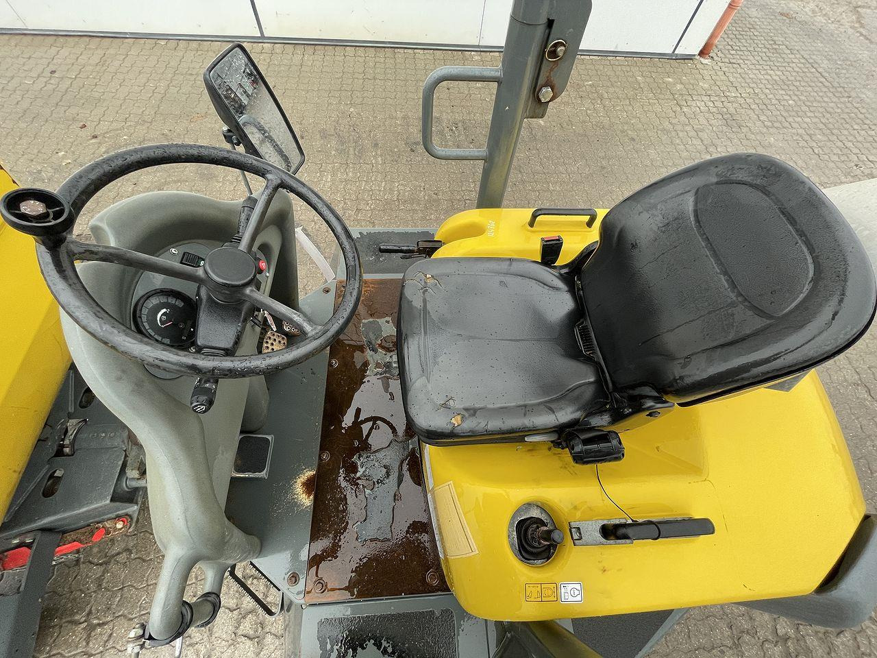 Wacker Neuson 3001S - Mini-Kipper: das Bild 3 Wacker Neuson 3001S - Mini-Kipper: das Bild 3