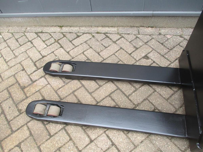BT LWE 160 - Niederhubwagen: das Bild 4 BT LWE 160 - Niederhubwagen: das Bild 4