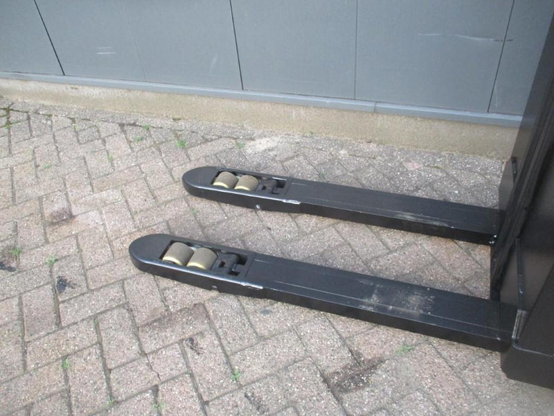 BT SWE 080L - Hochhubwagen: das Bild 5 BT SWE 080L - Hochhubwagen: das Bild 5