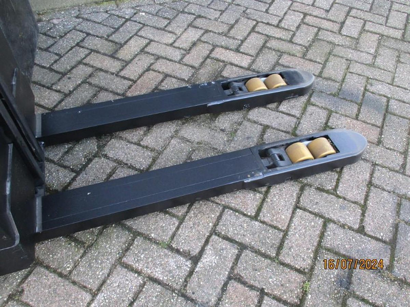 Hochhubwagen BT SWE 080L: das Bild 6