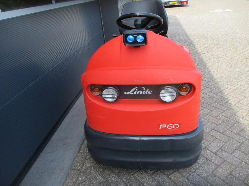 Linde P 60 - Schleppfahrzeug: das Bild 5 Linde P 60 - Schleppfahrzeug: das Bild 5