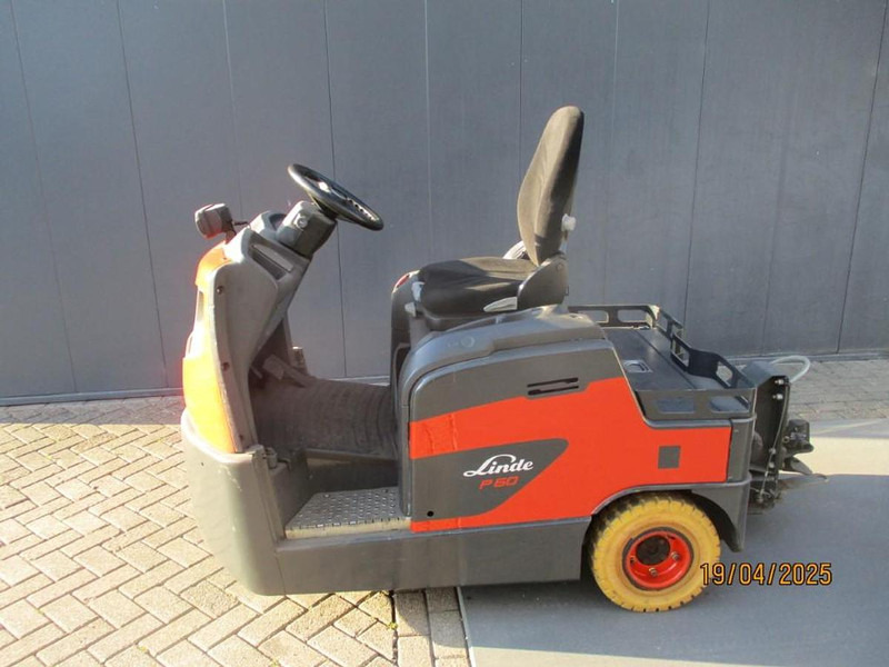 Linde P 60 - Schleppfahrzeug: das Bild 1 Linde P 60 - Schleppfahrzeug: das Bild 1