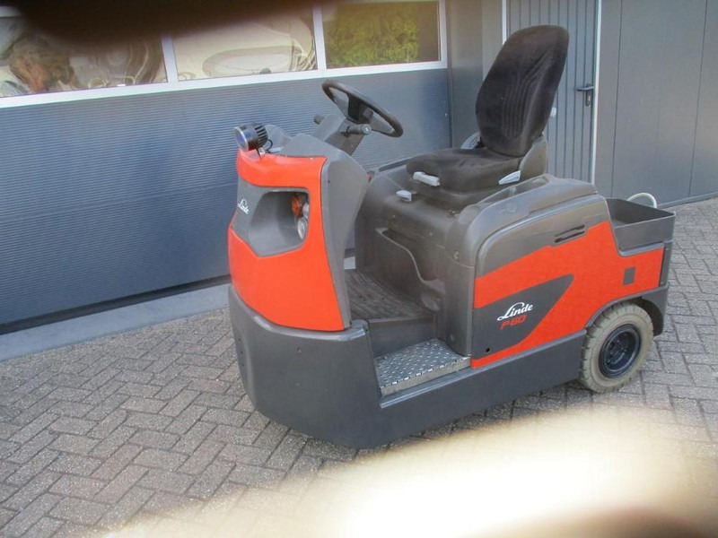 Linde P 60 - Schleppfahrzeug: das Bild 3 Linde P 60 - Schleppfahrzeug: das Bild 3