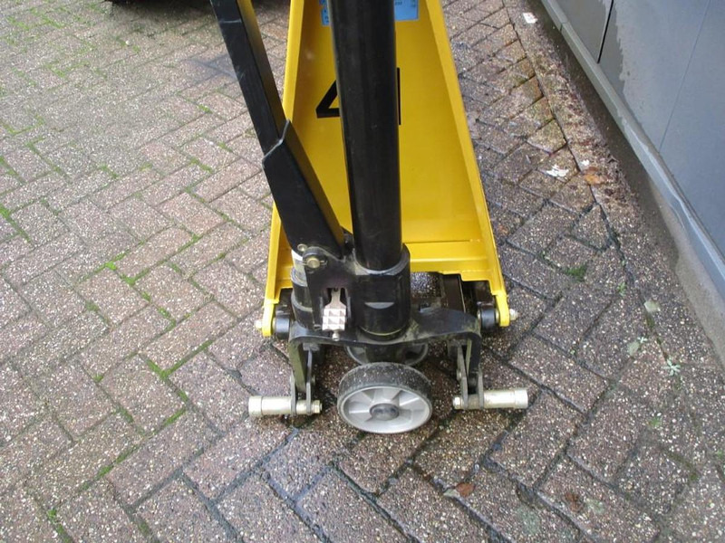 Totallifter Scissorlift - Niederhubwagen: das Bild 4 Totallifter Scissorlift - Niederhubwagen: das Bild 4