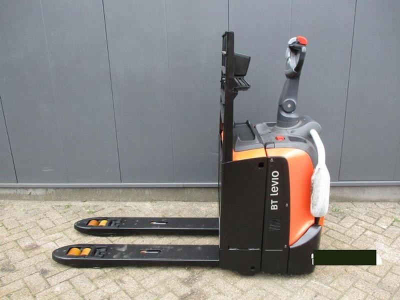 Toyota LPE 200 - Niederhubwagen: das Bild 1 Toyota LPE 200 - Niederhubwagen: das Bild 1