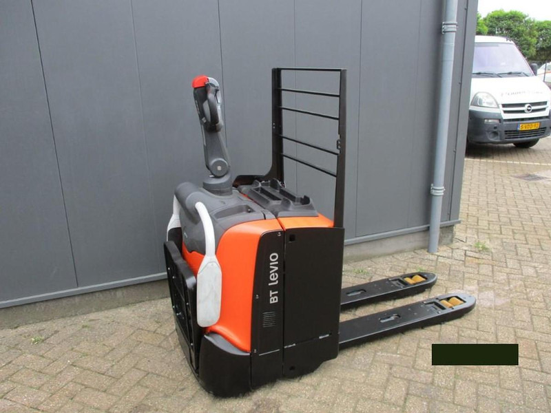 Toyota LPE200 - Niederhubwagen: das Bild 2 Toyota LPE200 - Niederhubwagen: das Bild 2