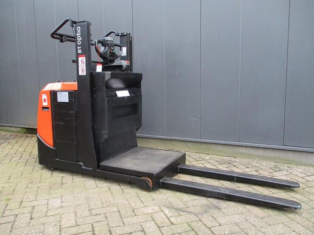 Toyota OSE 100W - Kommissionierer: das Bild 2 Toyota OSE 100W - Kommissionierer: das Bild 2