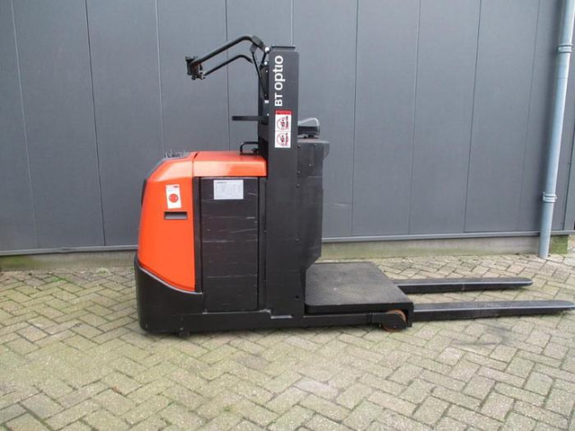 Toyota OSE 100W - Kommissionierer: das Bild 1 Toyota OSE 100W - Kommissionierer: das Bild 1