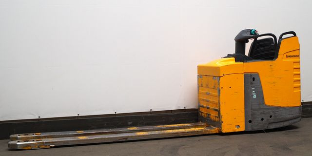 Jungheinrich ERE225 - Niederhubwagen: das Bild 1 Jungheinrich ERE225 - Niederhubwagen: das Bild 1