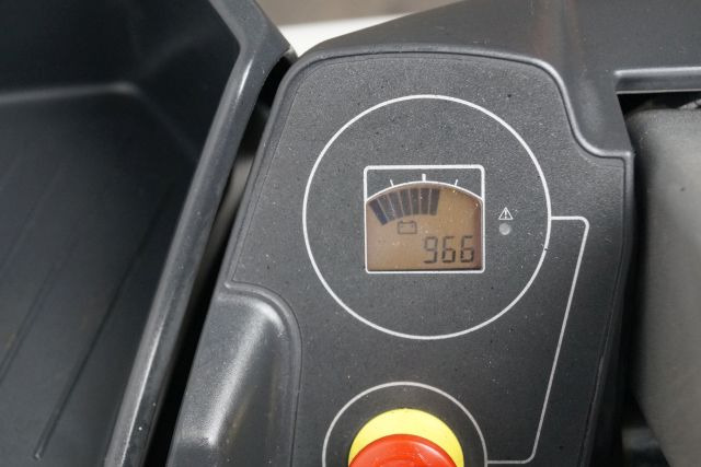Unicarriers Oep120 - Kommissionierer: das Bild 4 Unicarriers Oep120 - Kommissionierer: das Bild 4