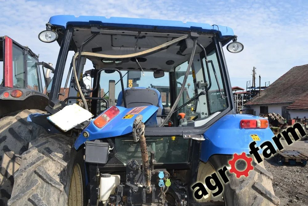 New Holland T5050 skrzynia silnik most obudowa piasta blok zawór - Getriebe für Landmaschine: das Bild 1 New Holland T5050 skrzynia silnik most obudowa piasta blok zawór - Getriebe für Landmaschine: das Bild 1