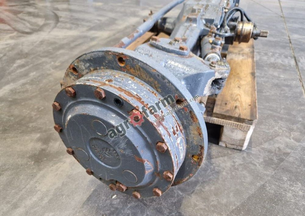 Przedni most New Holland TS100 - Transmission: das Bild 3 Przedni most New Holland TS100 - Transmission: das Bild 3