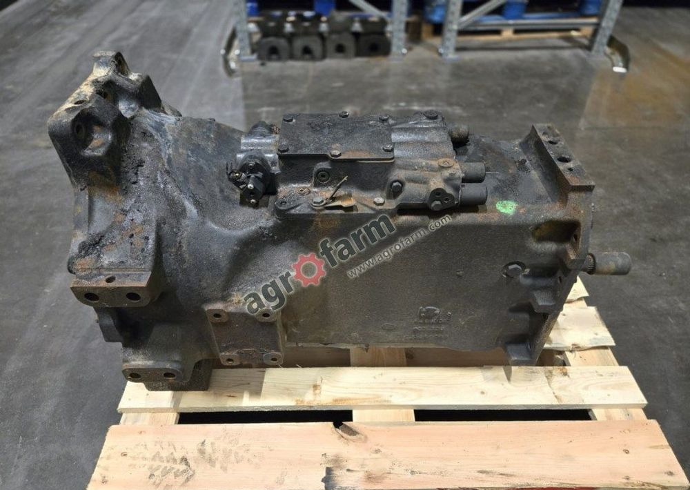 Skrzynia biegów New Holland T6070, T6050, T6040 - Getriebe: das Bild 3 Skrzynia biegów New Holland T6070, T6050, T6040 - Getriebe: das Bild 3