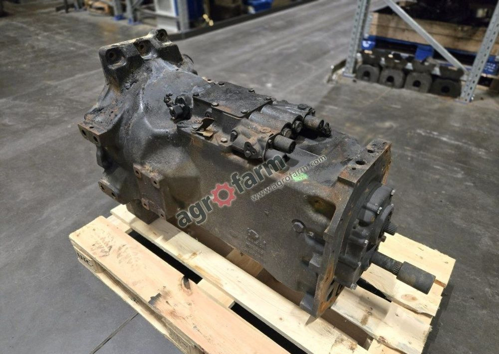 Skrzynia biegów New Holland T6070, T6050, T6040 - Getriebe: das Bild 2 Skrzynia biegów New Holland T6070, T6050, T6040 - Getriebe: das Bild 2