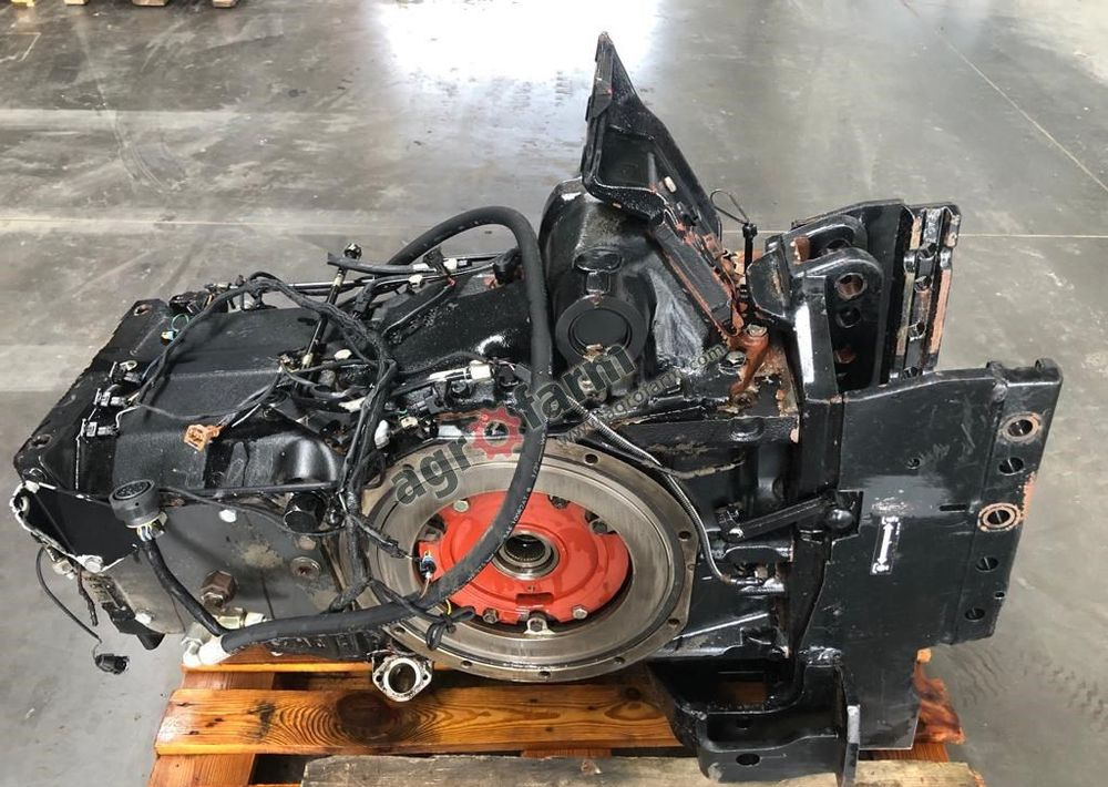 Tylny most Massey Ferguson 6255 851B6 - Getriebe: das Bild 1 Tylny most Massey Ferguson 6255 851B6 - Getriebe: das Bild 1