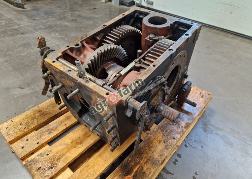 Tylny most Renault 95-12 - Getriebe: das Bild 3 Tylny most Renault 95-12 - Getriebe: das Bild 3