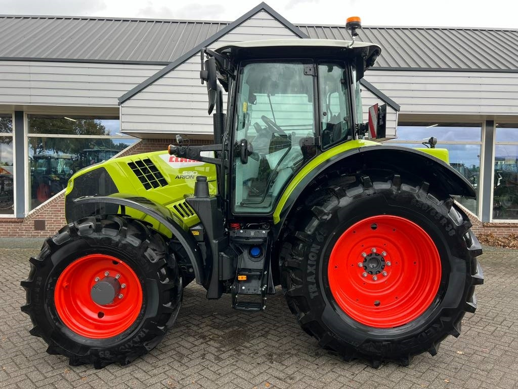 Claas Arion 530 CIS+ - Traktor: das Bild 2 Claas Arion 530 CIS+ - Traktor: das Bild 2