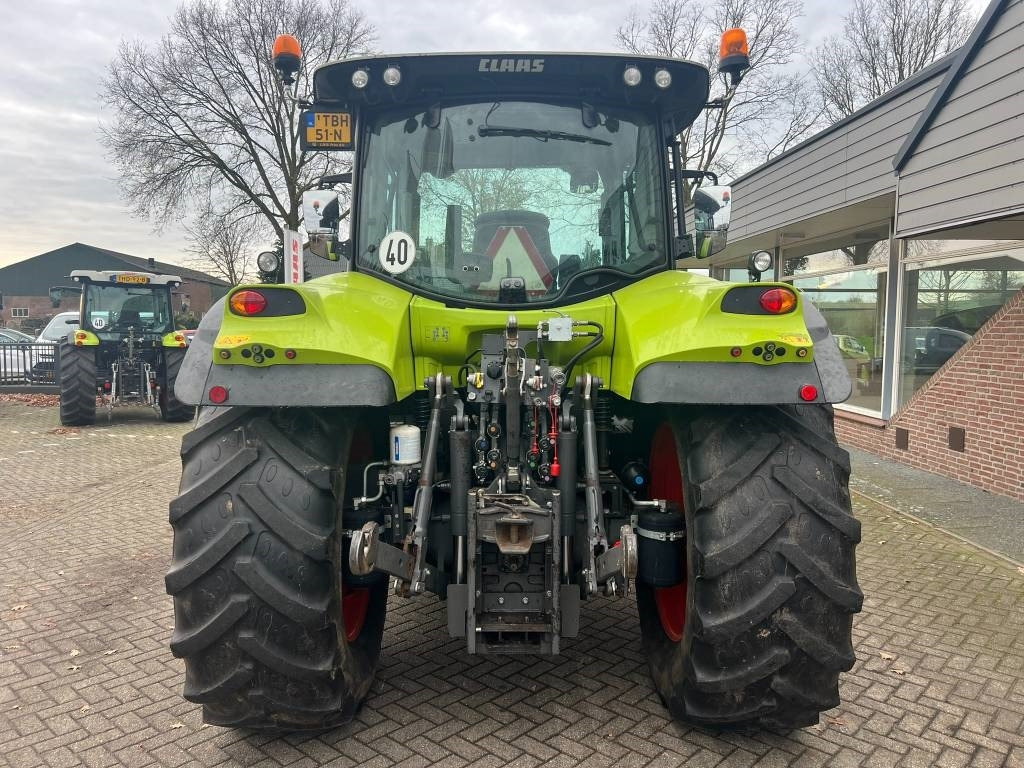 Claas Arion 610 CIS - Traktor: das Bild 4 Claas Arion 610 CIS - Traktor: das Bild 4