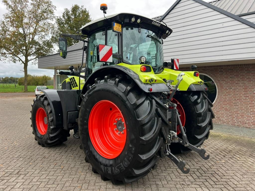 Claas Arion 630 CIS+ CMATIC - Traktor: das Bild 3 Claas Arion 630 CIS+ CMATIC - Traktor: das Bild 3