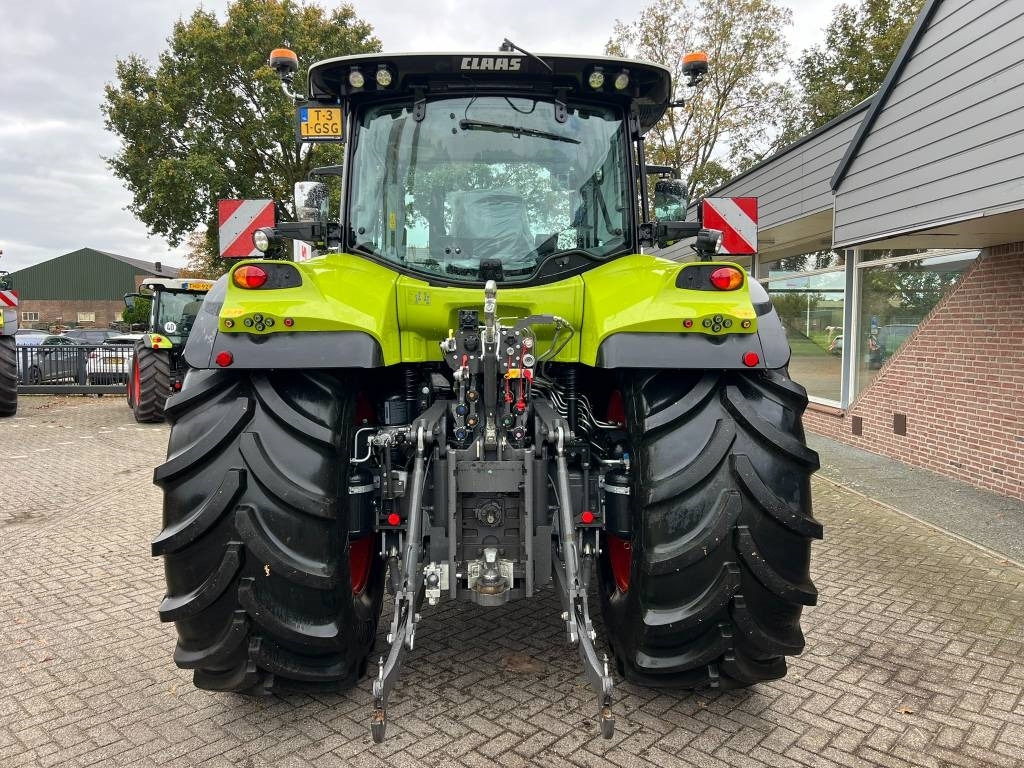Claas Arion 630 CIS+ CMATIC - Traktor: das Bild 4 Claas Arion 630 CIS+ CMATIC - Traktor: das Bild 4