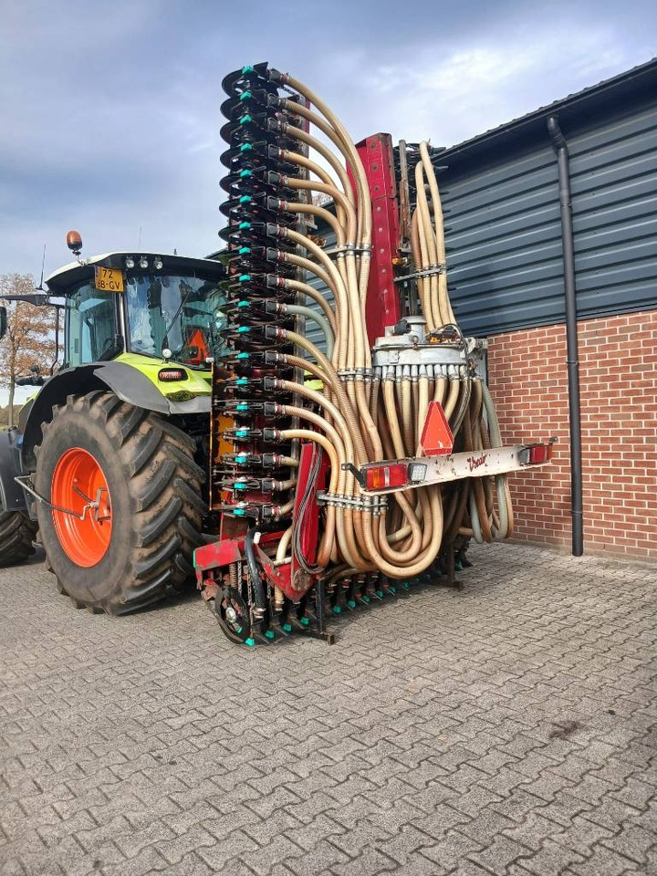 Vredo ZB3-9152 - Dungstreuer: das Bild 2 Vredo ZB3-9152 - Dungstreuer: das Bild 2