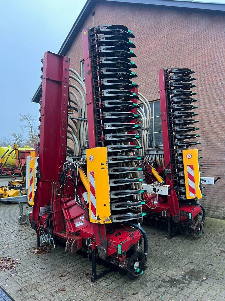 Vredo ZB3-9152 - Dungstreuer: das Bild 1 Vredo ZB3-9152 - Dungstreuer: das Bild 1