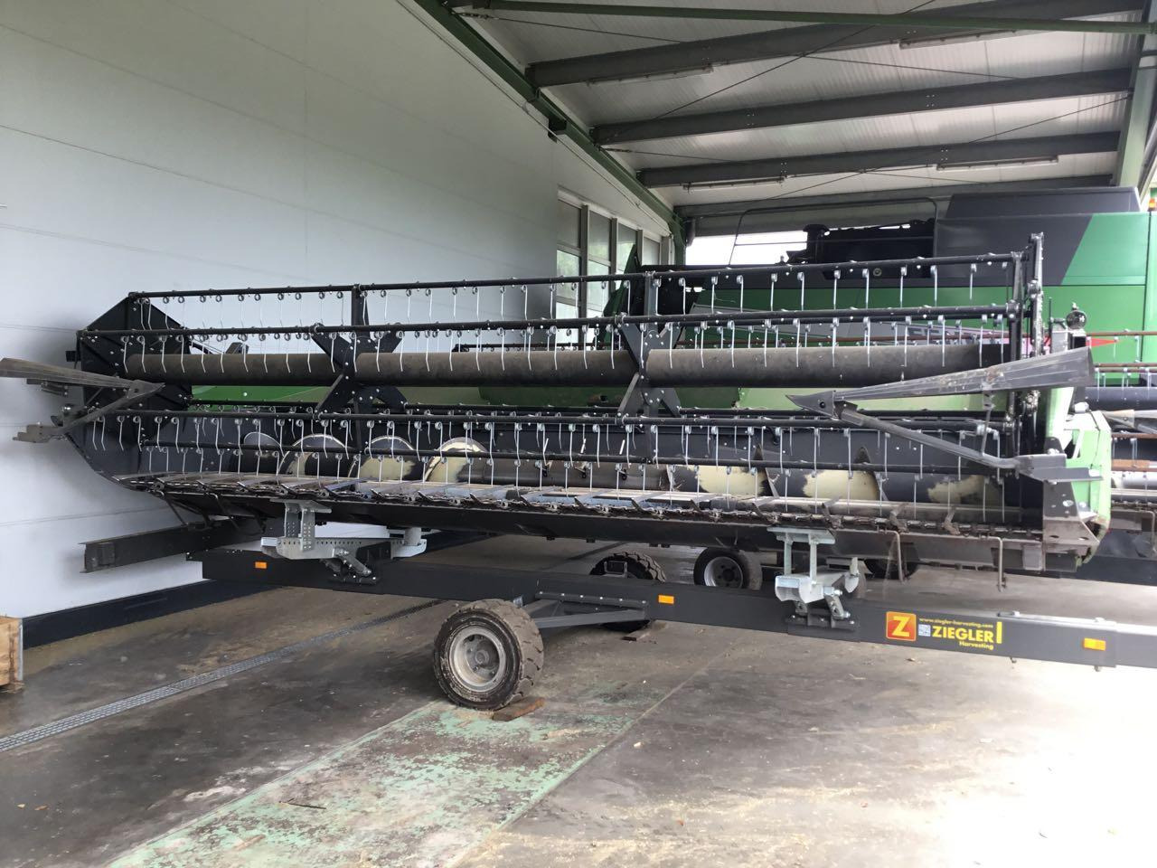 Mähdrescher Fendt 5225E: das Bild 12