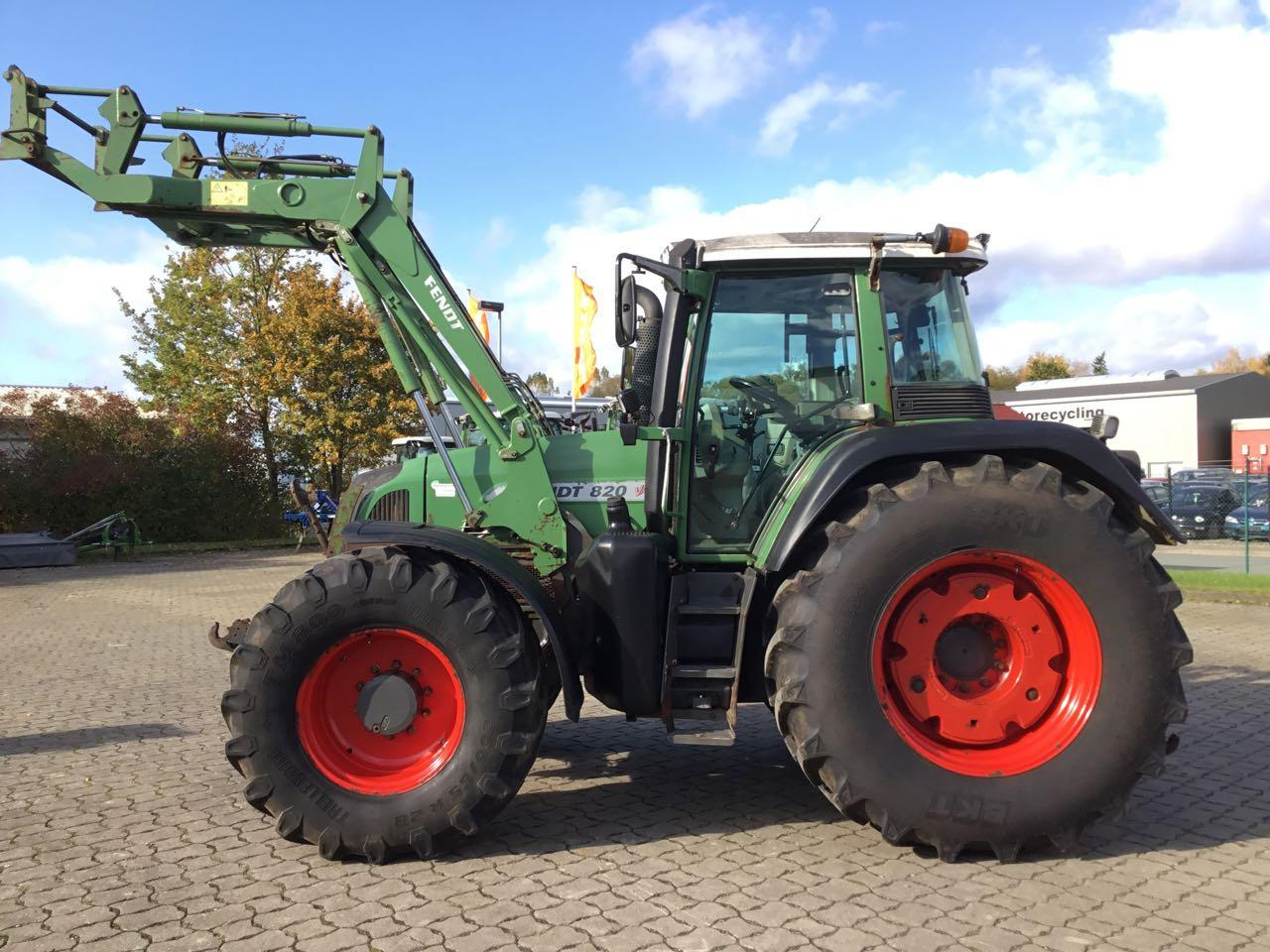 Fendt 820 Vario - Traktor: das Bild 1 Fendt 820 Vario - Traktor: das Bild 1