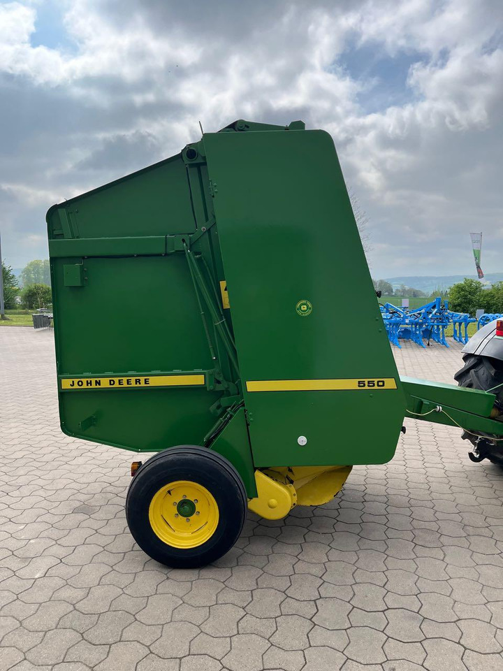 John Deere 550 - Rundballenpresse: das Bild 3 John Deere 550 - Rundballenpresse: das Bild 3
