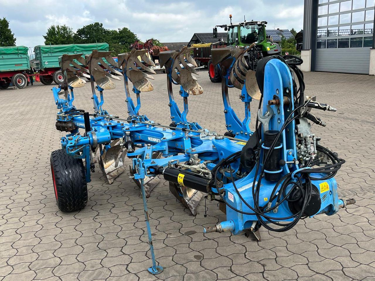 Lemken Juwel 8 V T 5 L 90 TurnControl - Pflug: das Bild 3 Lemken Juwel 8 V T 5 L 90 TurnControl - Pflug: das Bild 3