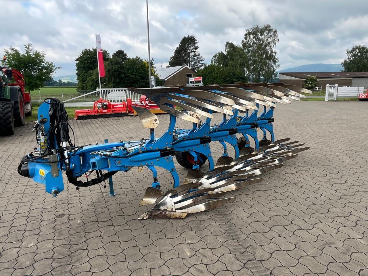 Lemken Juwel 8 V T 5 L 90 TurnControl - Pflug: das Bild 1 Lemken Juwel 8 V T 5 L 90 TurnControl - Pflug: das Bild 1
