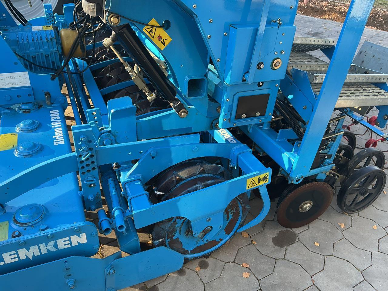 Lemken Saphir 7/300 DS - Säkombination: das Bild 3 Lemken Saphir 7/300 DS - Säkombination: das Bild 3