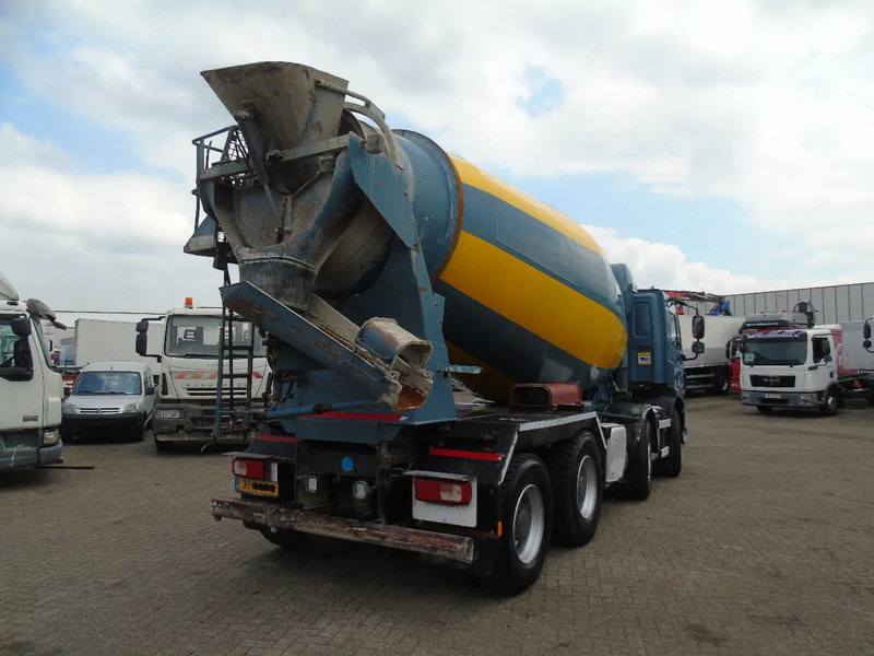 DAF CF 400 + 8X4 + MANUAL + SPRINGS + EURO 6 - Betonpumpe: das Bild 5 DAF CF 400 + 8X4 + MANUAL + SPRINGS + EURO 6 - Betonpumpe: das Bild 5