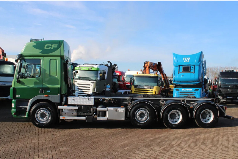 DAF CF 85.460 8X4 + 30 TON VDL hook + euro 5 - Abrollkipper: das Bild 4 DAF CF 85.460 8X4 + 30 TON VDL hook + euro 5 - Abrollkipper: das Bild 4