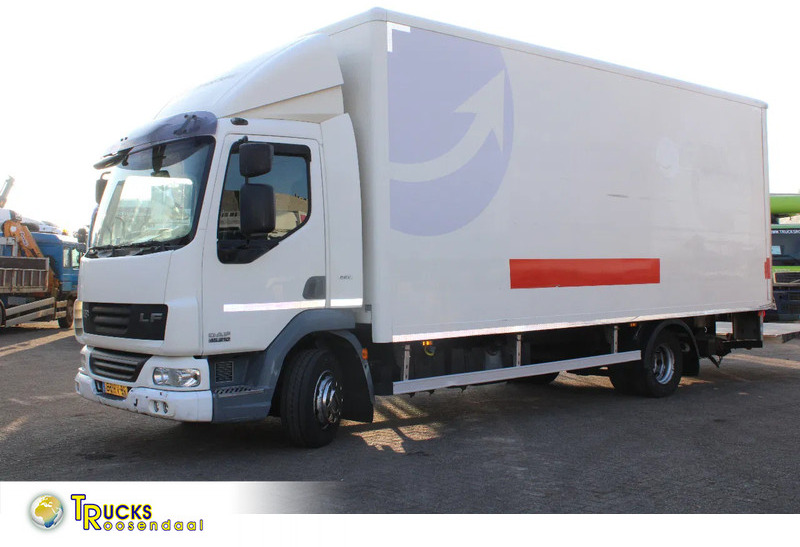 DAF LF 45 .210 + EURO 5 + LIFT + 6.38METER - Koffer LKW: das Bild 1 DAF LF 45 .210 + EURO 5 + LIFT + 6.38METER - Koffer LKW: das Bild 1