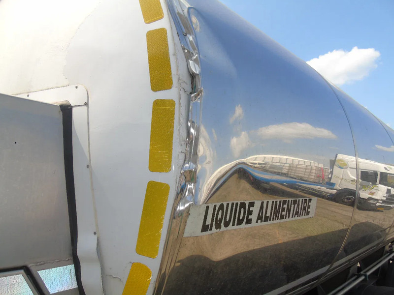 ETA 29.000 LITER + INOX + MILK + WATER - Tankauflieger: das Bild 5 ETA 29.000 LITER + INOX + MILK + WATER - Tankauflieger: das Bild 5