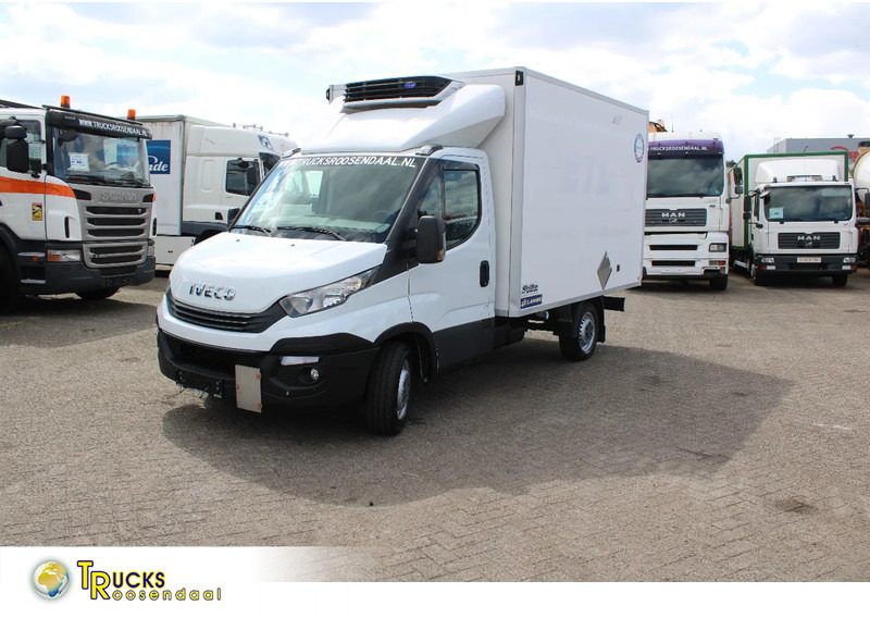 Iveco Daily 35S18 + carrier + electric + 3P - Kühltransporter: das Bild 1 Iveco Daily 35S18 + carrier + electric + 3P - Kühltransporter: das Bild 1